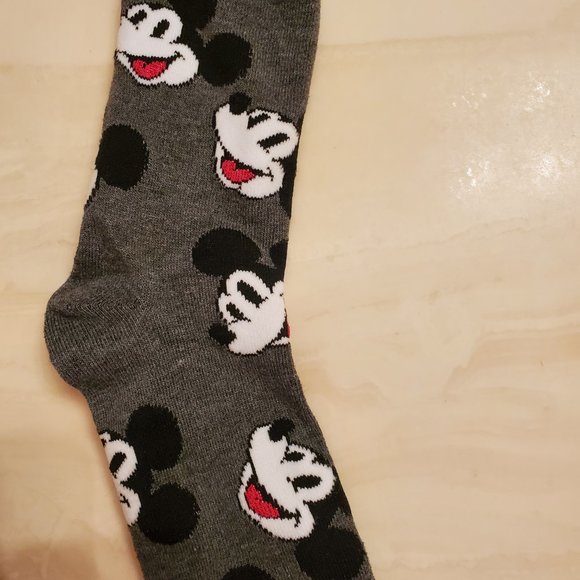 Mickey Mouse 4 pack long tube socks - Brand New - Picture 12 of 13